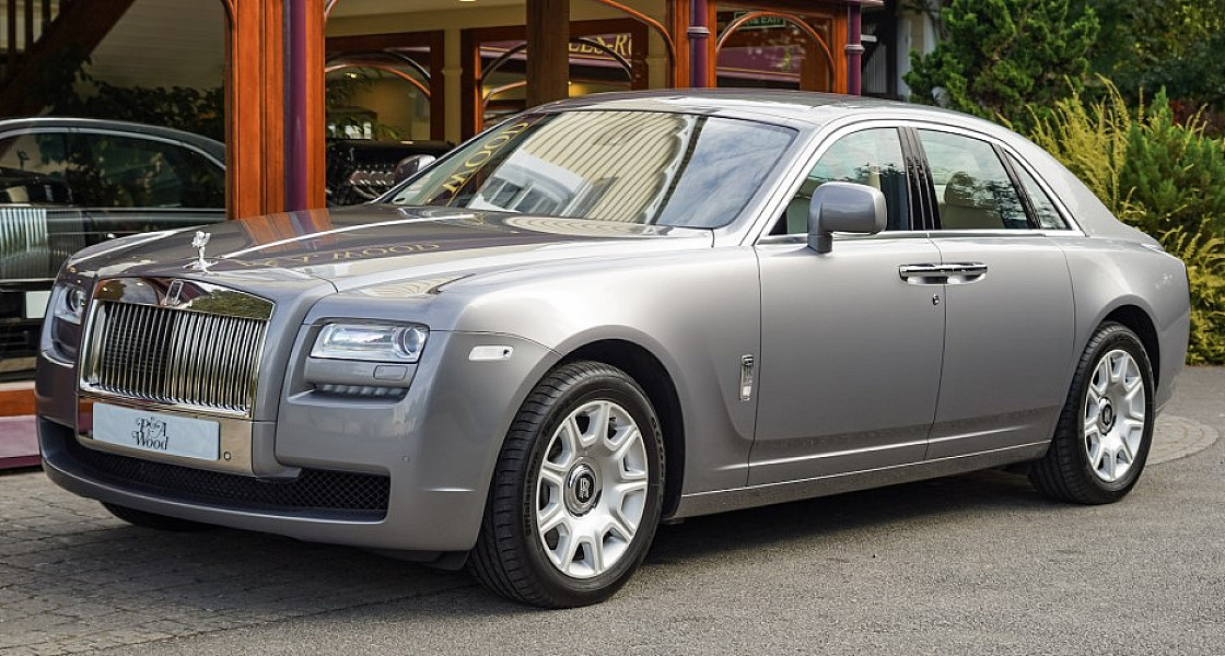 Rolls-Royce Ghost - September 2...
