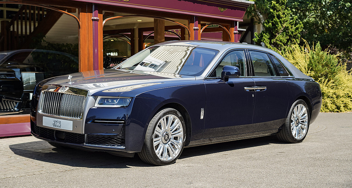 Rolls-Royce Ghost - Midnight Sap...