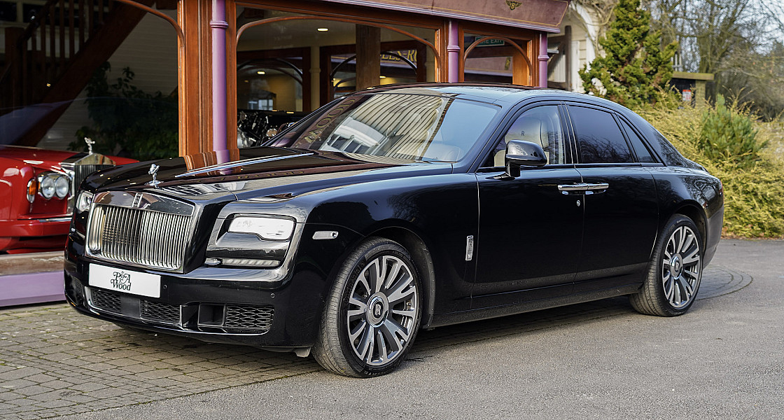 Rolls-Royce Ghost - Black Diamon...